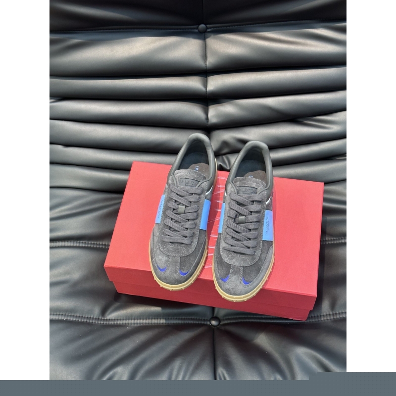 Valentino Sneakers